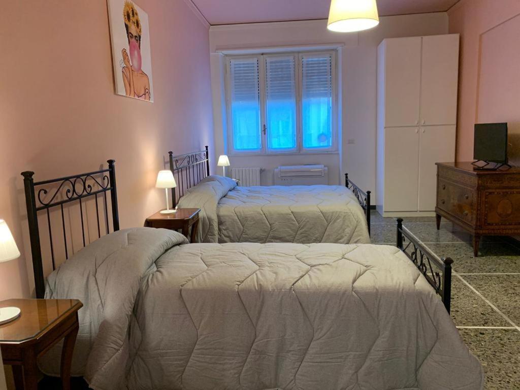 Ameli Room Florens Exteriör bild