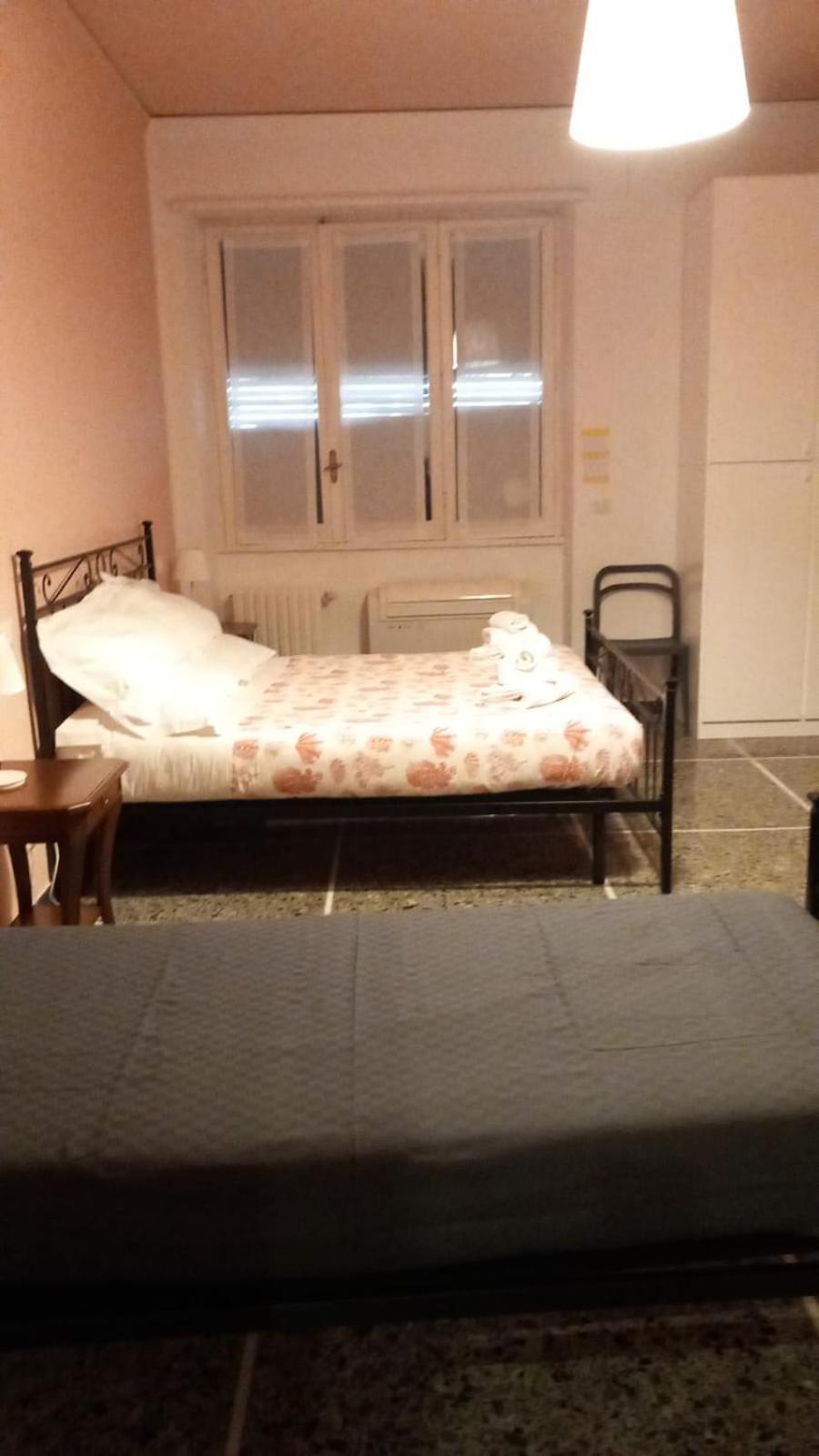 Ameli Room Florens Exteriör bild